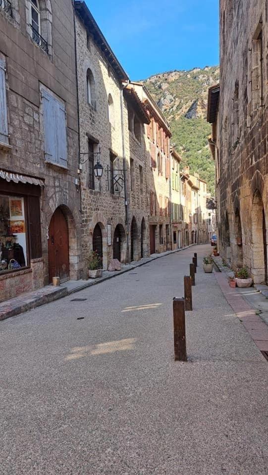 Maison Les Ramparts Villefranche-de-Conflent Zewnętrze zdjęcie